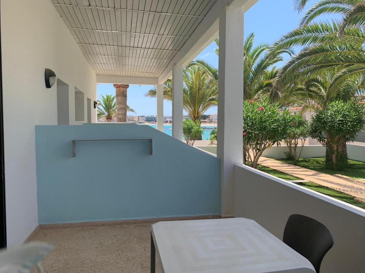 Hotel Roca Bella Es Pujols Εξωτερικό φωτογραφία