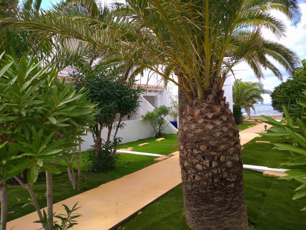 Hotel Roca Bella Es Pujols Εξωτερικό φωτογραφία