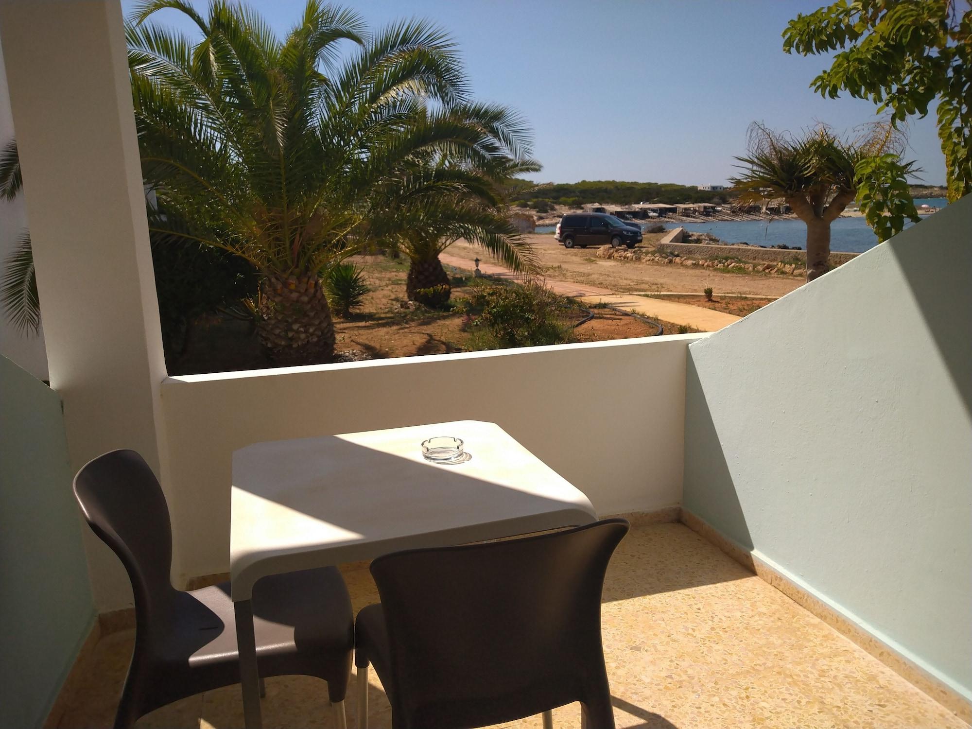 Hotel Roca Bella Es Pujols Εξωτερικό φωτογραφία