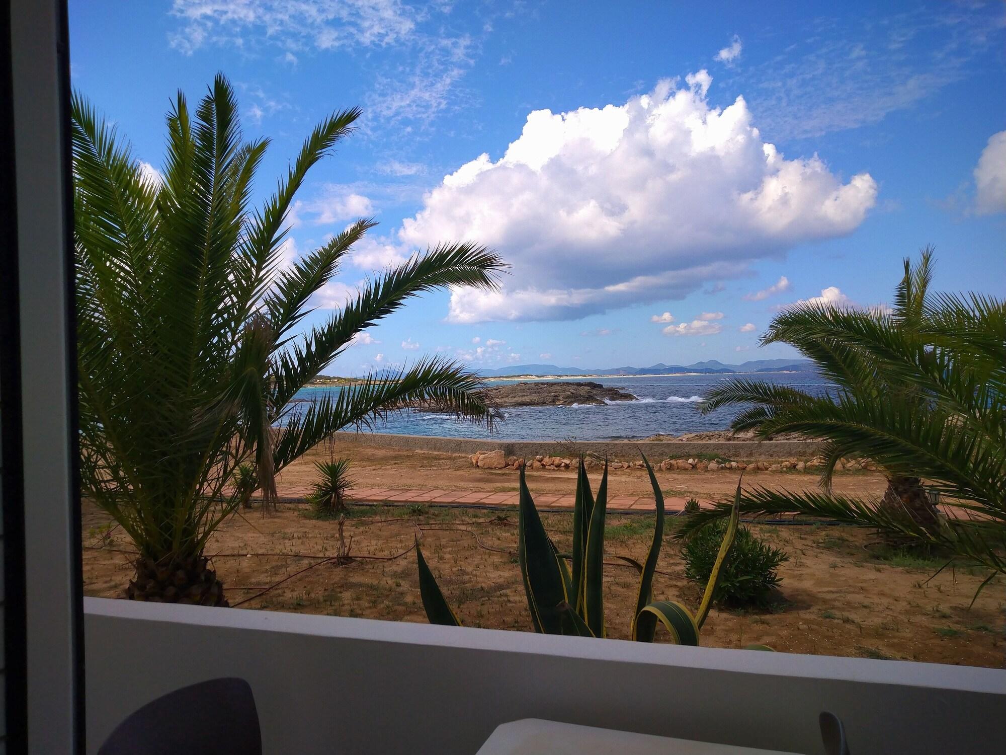 Hotel Roca Bella Es Pujols Εξωτερικό φωτογραφία